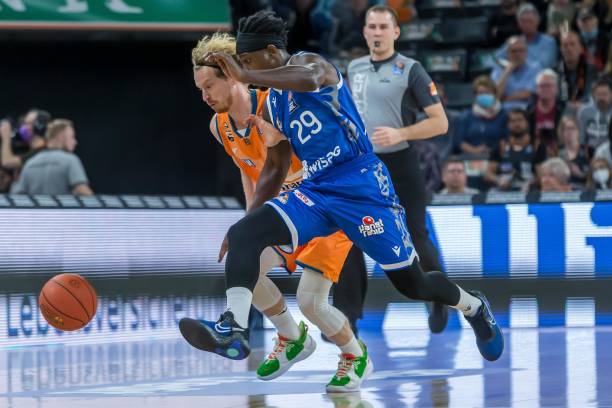 的努力略显 的努力略显