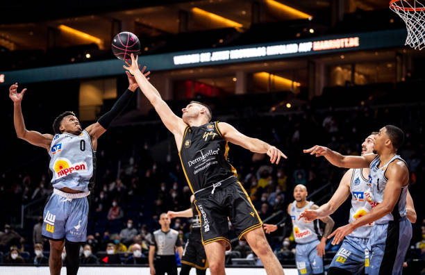 甲和欧冠赛 甲和欧冠赛